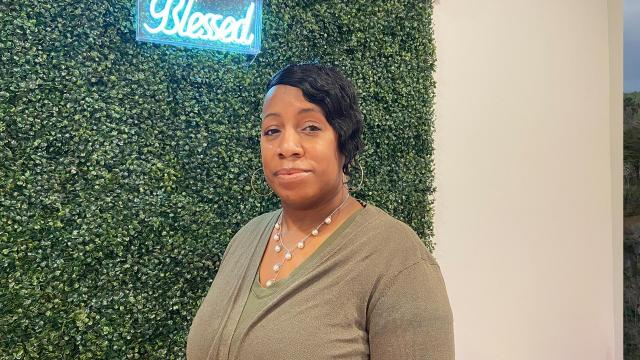 Small Business Spotlight: Veteran and mom opens paint studio in Raleigh with party vibes
